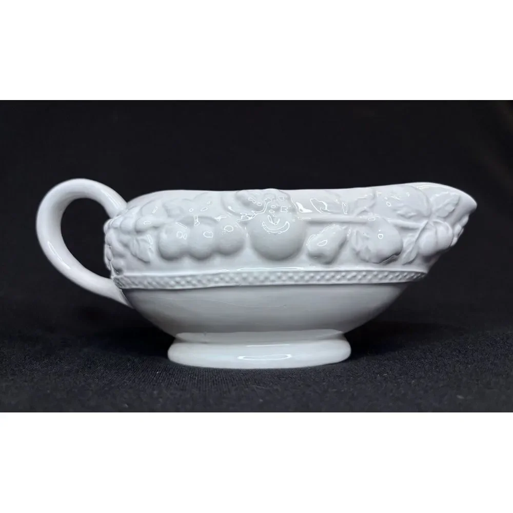 Over and Back‎ Fruit Vine Design replacement Gravy  Sauce Boat without plate.